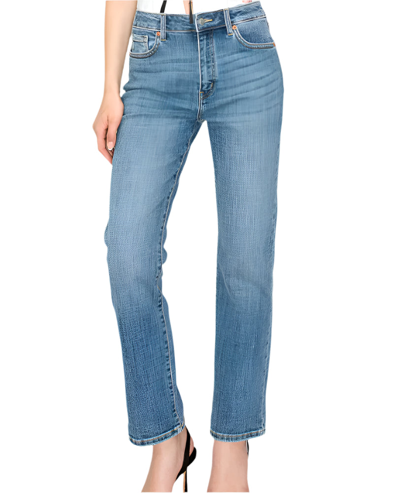 STRAIGHT LEG JEAN