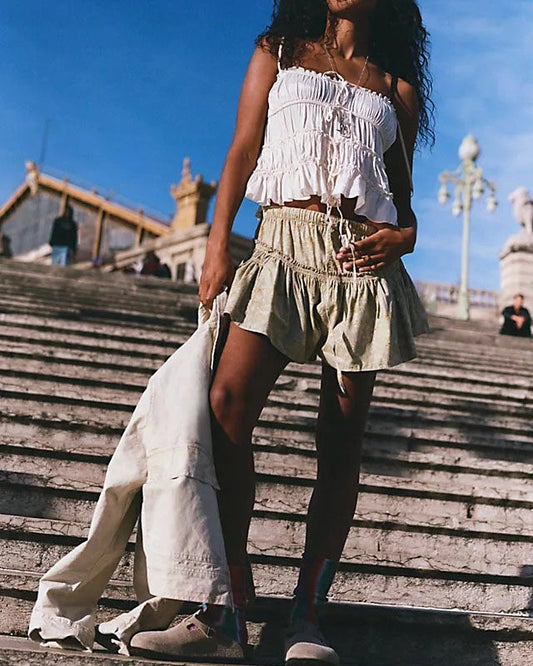 RUFFLE TOP